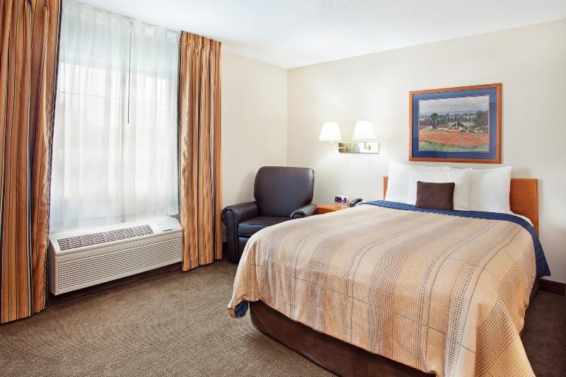 Candlewood Suites Huntersville-Lake Norman Area By Ihg Exterior foto